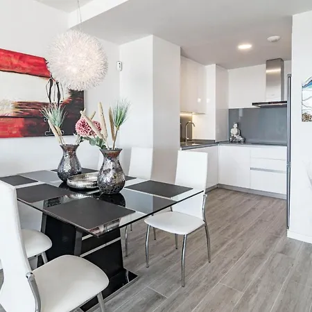 Lm31b - Large Family Apartment, Shared Pool Estepona